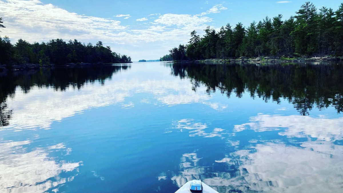 Campbell's Bay House | The Doctor's House - 4 bedroom waterfront home, Campbell's Bay, QCnEnr. 319386