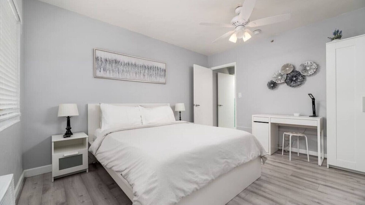 Lake Ridge Apartment | The Dolphin Studio @ Lake Ridge