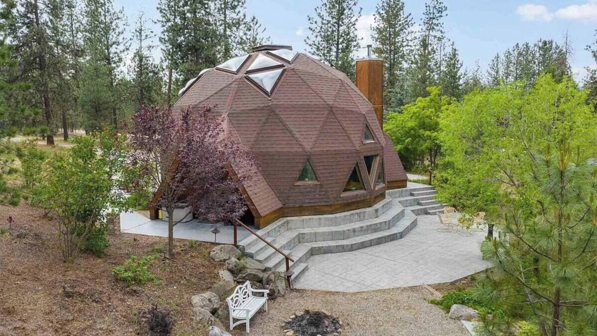 Nine Mile Falls House | The Dome on Long Lake