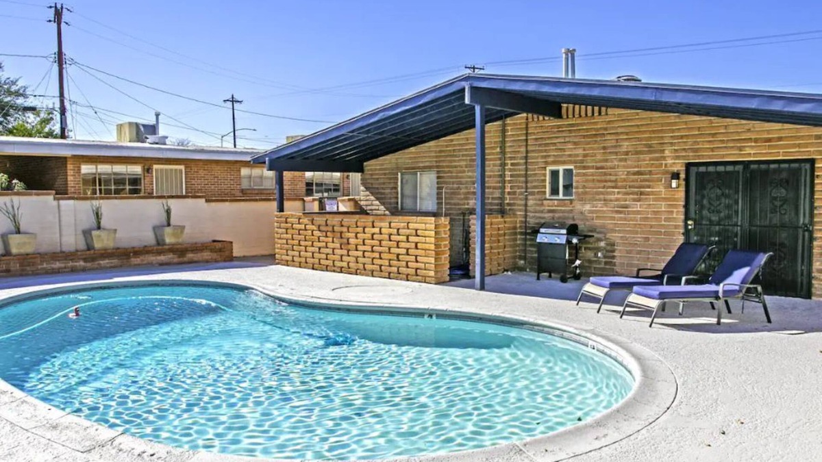 Rincon Heights House | The Dottie 230B 2 Bed 1 Bath shared pool