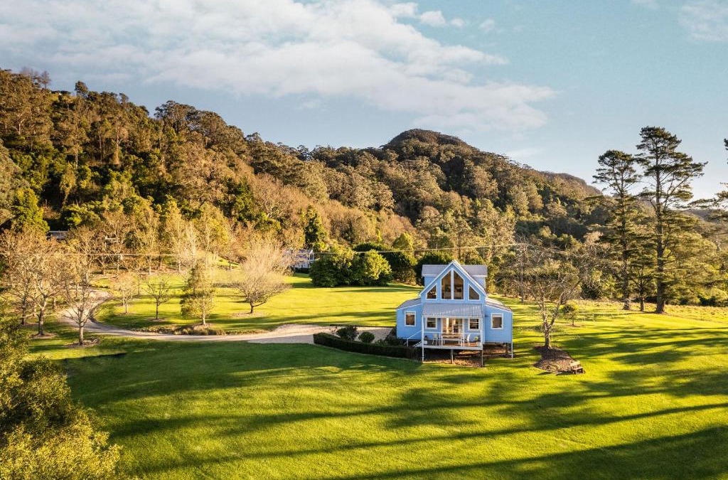 Woodhill Cabin | The Drawing Rooms of Berry