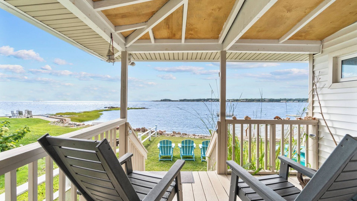 Branford Cottage | The Dream Location for Your Perfect Vacation