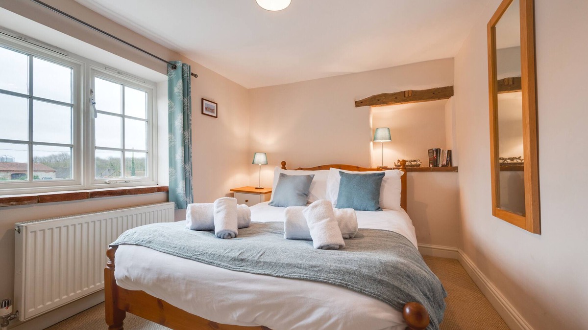 Melton Constable House | The Drift - Three Bedroom House, Sleeps 5