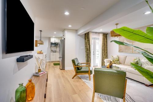 Herndon Villa | The Dulles Executive Resort, Herndon, VA 5 mn from IAD, 10 mn from the Reston Town Center