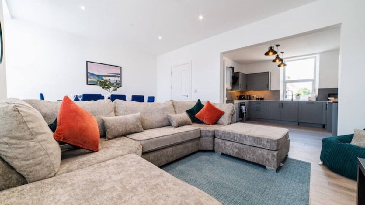 Newton House | The Dunes, Porthcawl