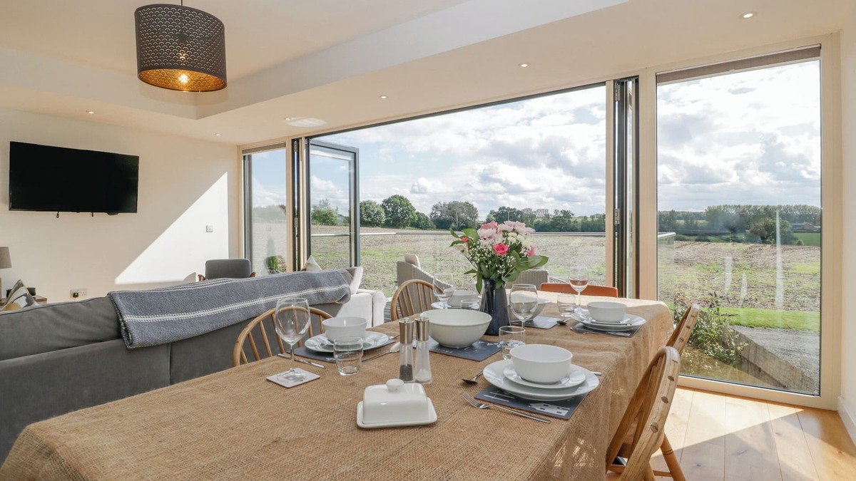 Leominster Cottage | The Dutch Barn