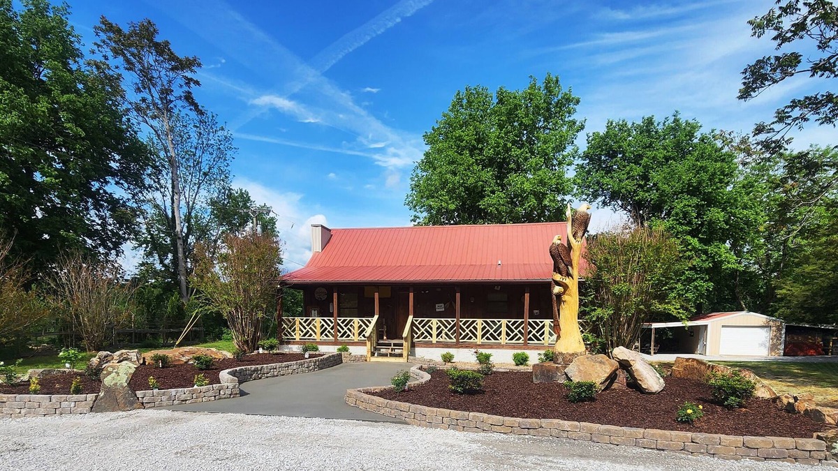 Boswell Cabin | The Eagle Cabin in Sunset Valley on the White River
