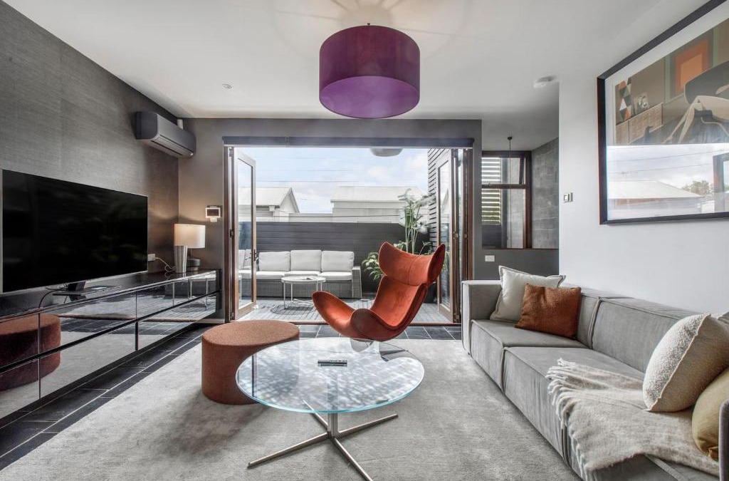Fitzroy House | 'The Ebony' Explore Hip City-living in a Luxe Oasis