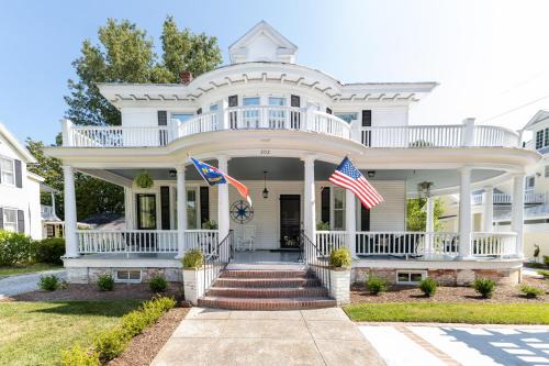 Edenton Bed & Breakfast | The Edenton Collection-Captain's Quarters Inn