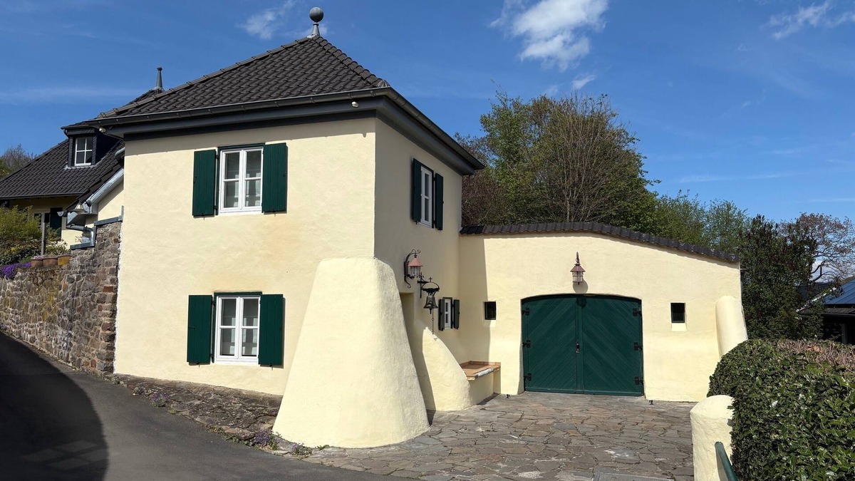Bad Muenstereifel Apartment | The Eifel Türmchen in the Kurpark, only a 5-minute walk to the historic old town