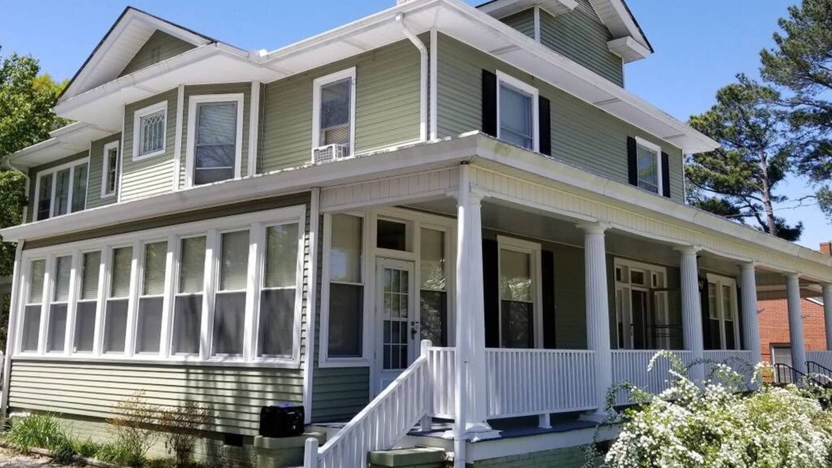 Henderson Bed & Breakfast | The Eleanor on Belle - Suite 2