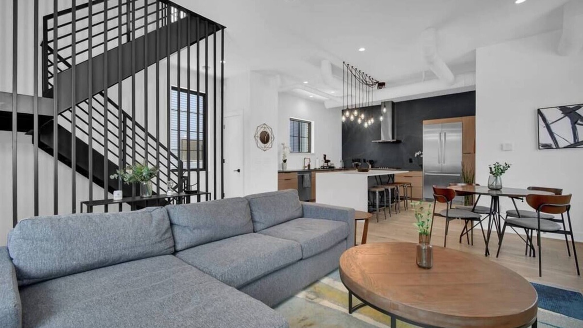 German Village Apartment | The Elegant Estate - Modern Home in Columbus