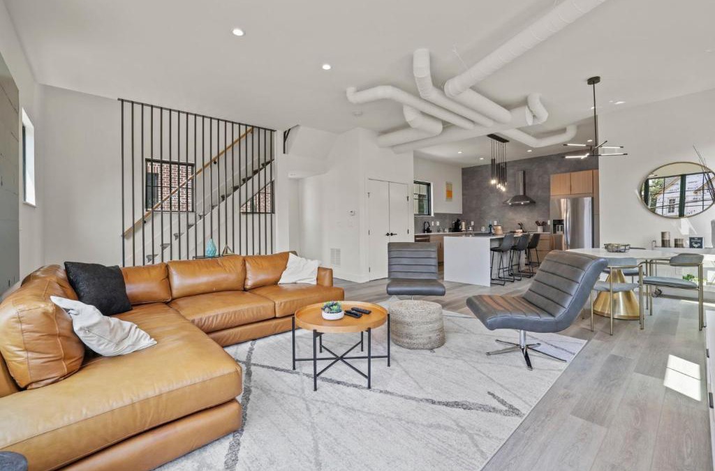 German Village Apartment | The Elegant Estate - Modern Home in Columbus