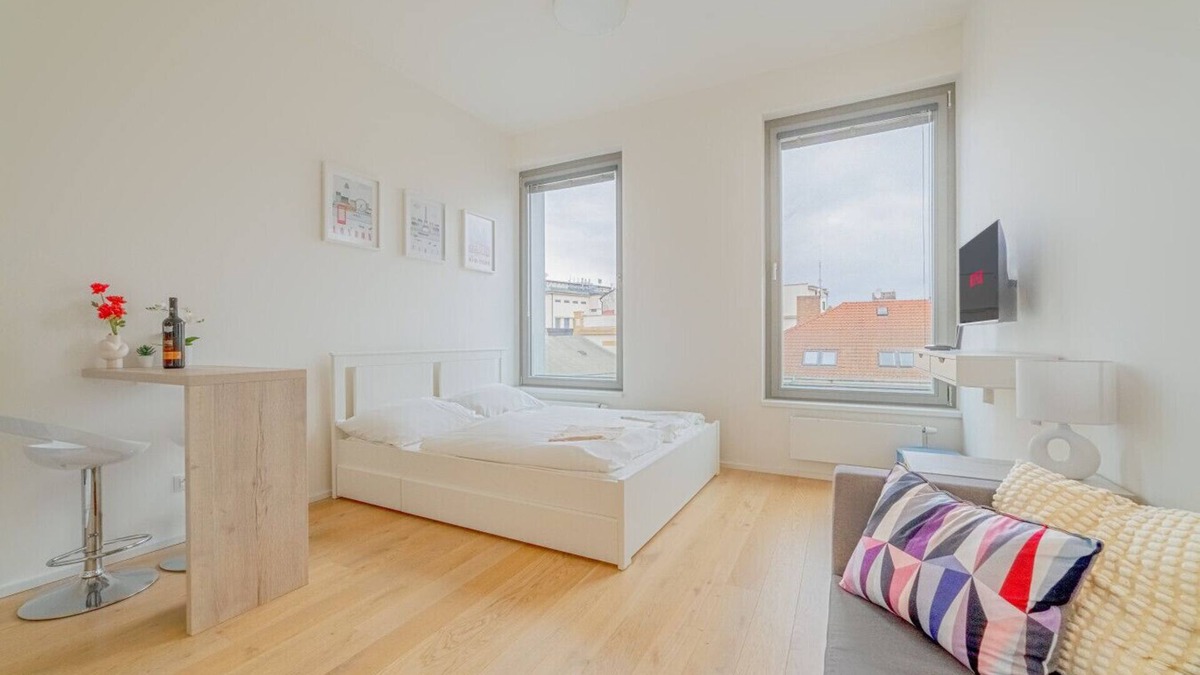 Smichov Apartment | The Elegant White Suite in SmichovCity Residence