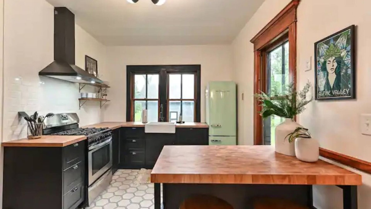 East Troy House | The Elmwood - Updated Historic Home in Village of East Troy