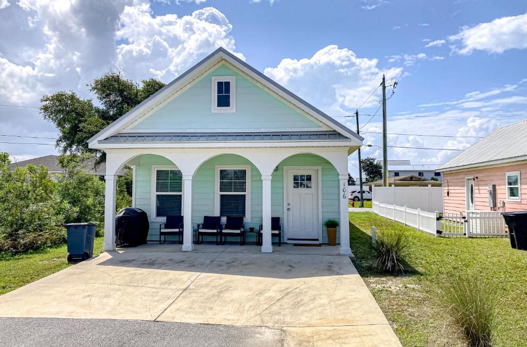 Mexico Beach House | The Emerald Cottage
