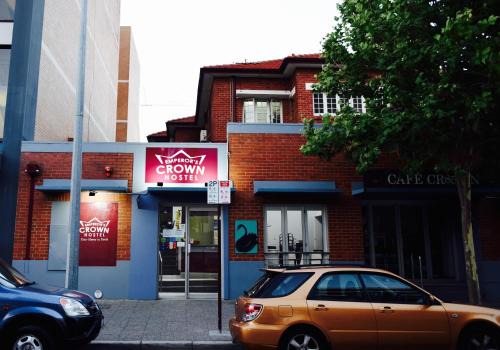 Perth Hostel | The Emperors Crown Hostel