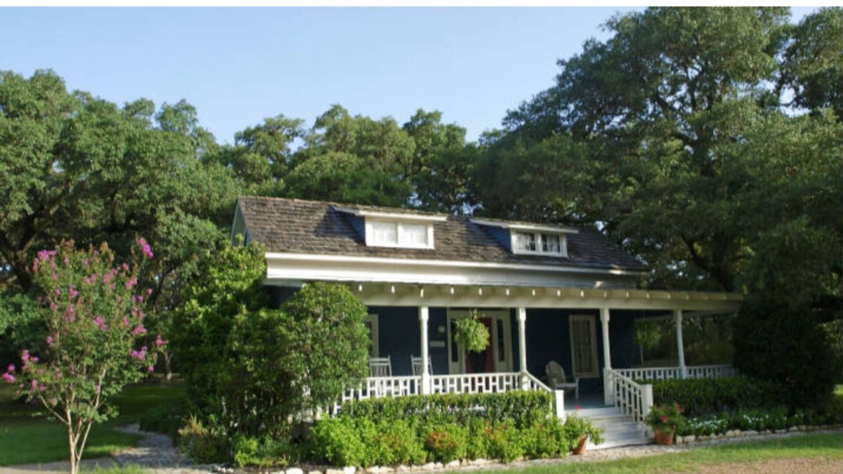 Cat Spring House | The Enchanting Lehmann House on our Cowboy Ranch B&B with optional activities!