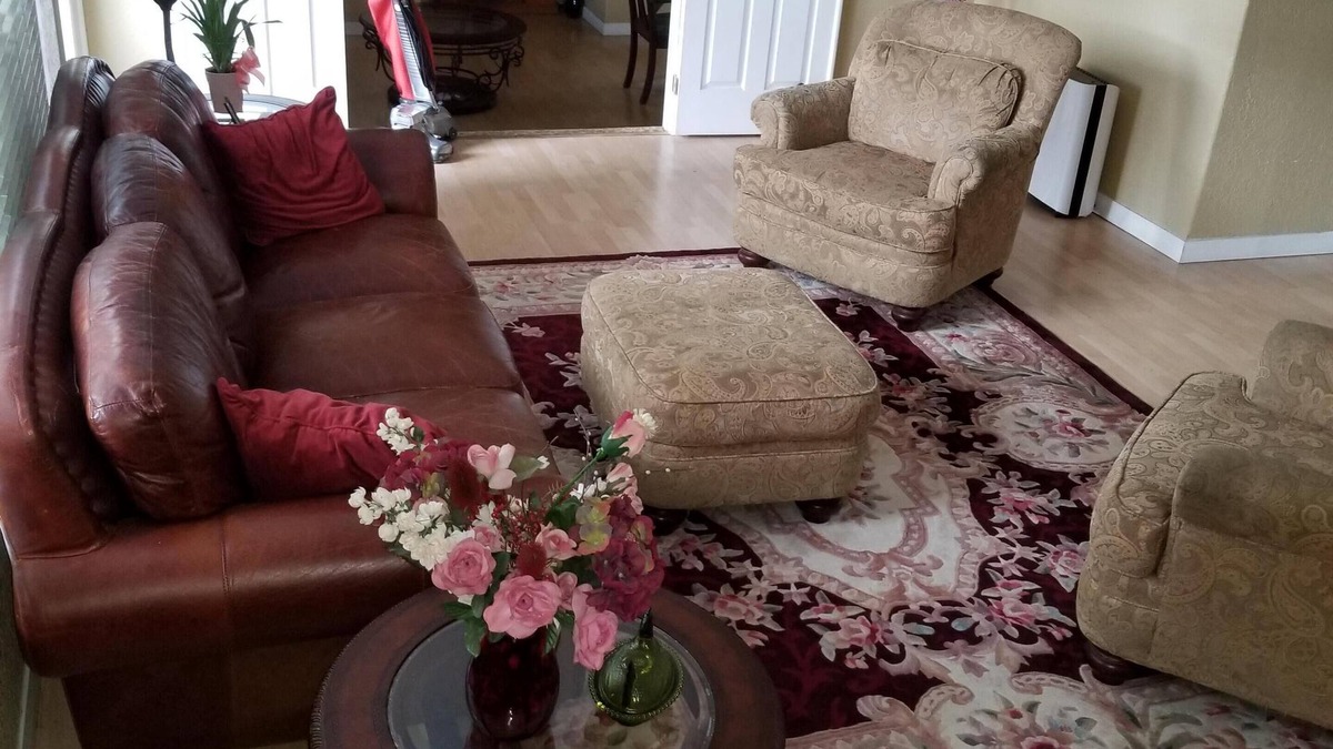 Yelm Bed & Breakfast | The entire bed and breakfast inn