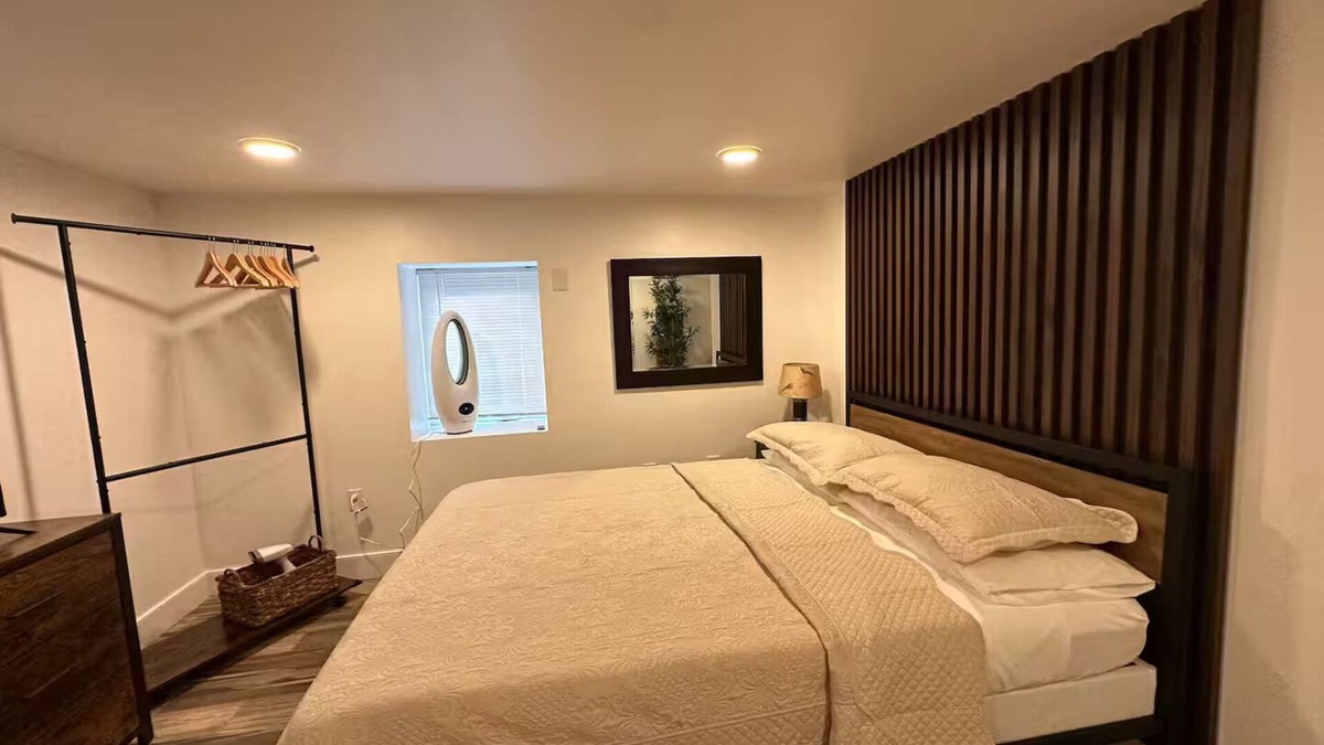 North Bergen Apartment | The Everdrian Soul – Modern Romantic Stay with NYC Vibes & Easy Access
