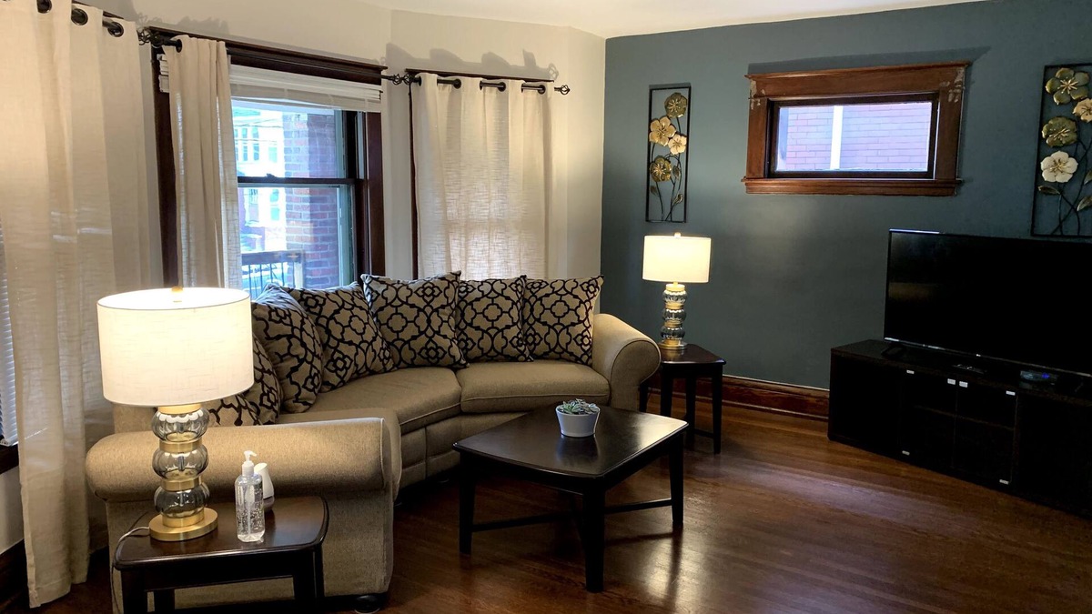 Niagara County Apartment | The Evergreen - Hear the Roar of Niagara Falls - 5 Minutes to Niagara Falls