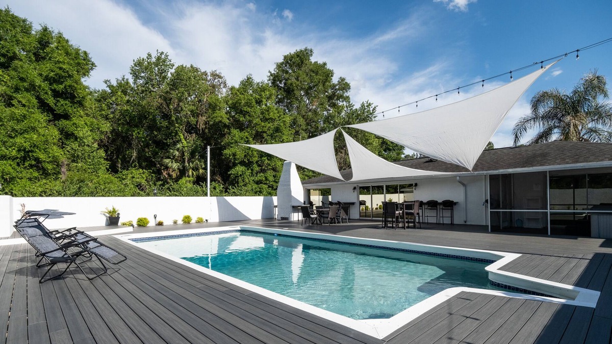 Pierson House | The Evergreen Villa