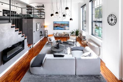 Radlice Apartment | The Factory Loft Prague