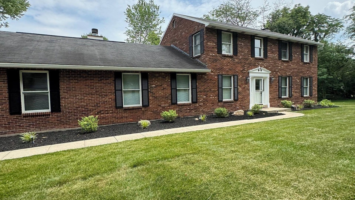 Bellbrook Other | The Fairfield Farmhouse: Perfect for Relaxing Getaways!