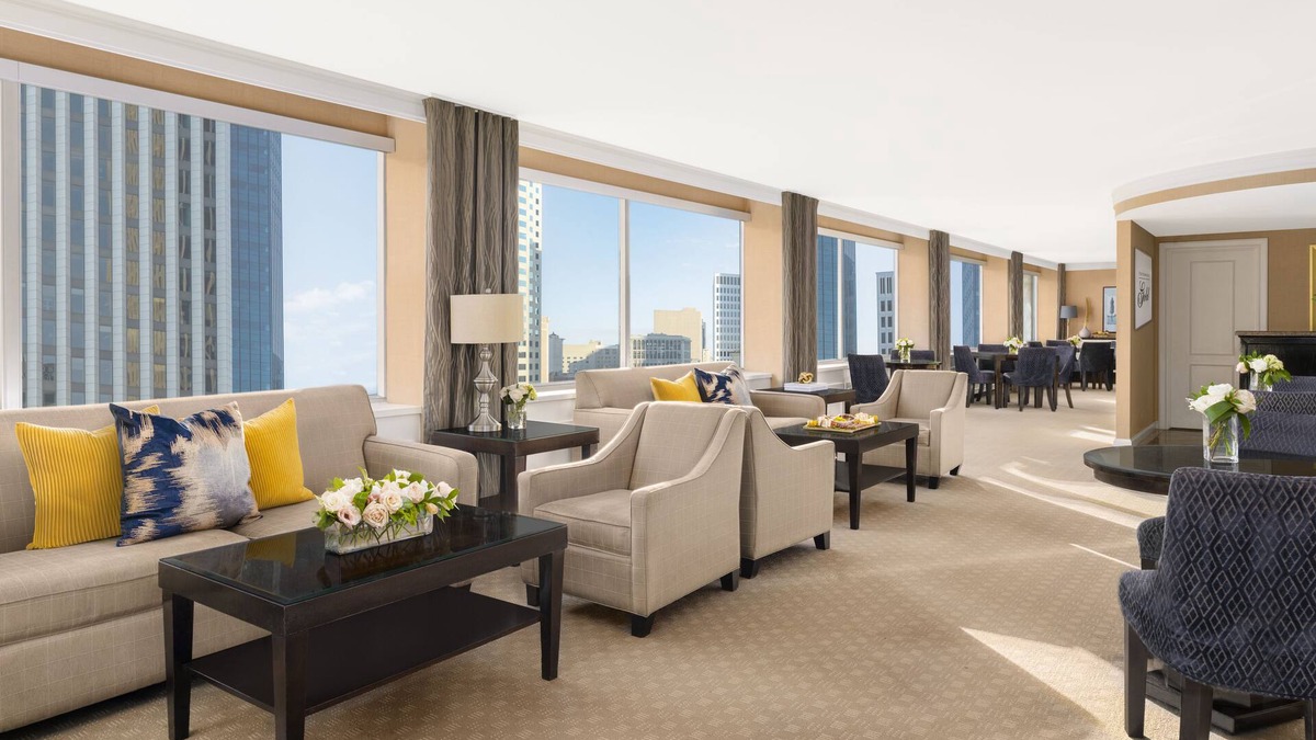 Exchange District Hotel | The Fairmont Winnipeg Gold Experience
