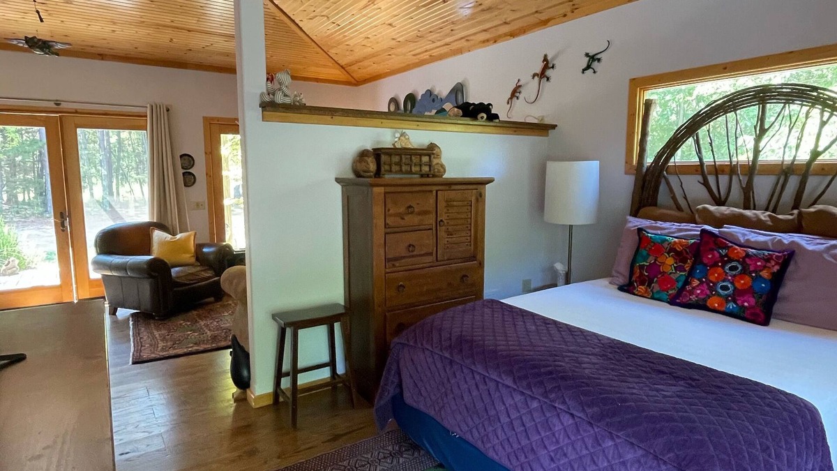 Eureka Springs House | The Fairy Hut @ Iris Hill Glamping