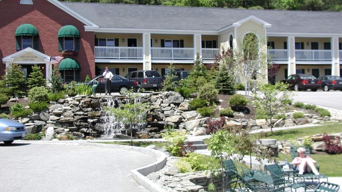 Ogunquit Resort | The Falls at Ogunquit Resort, Maine
