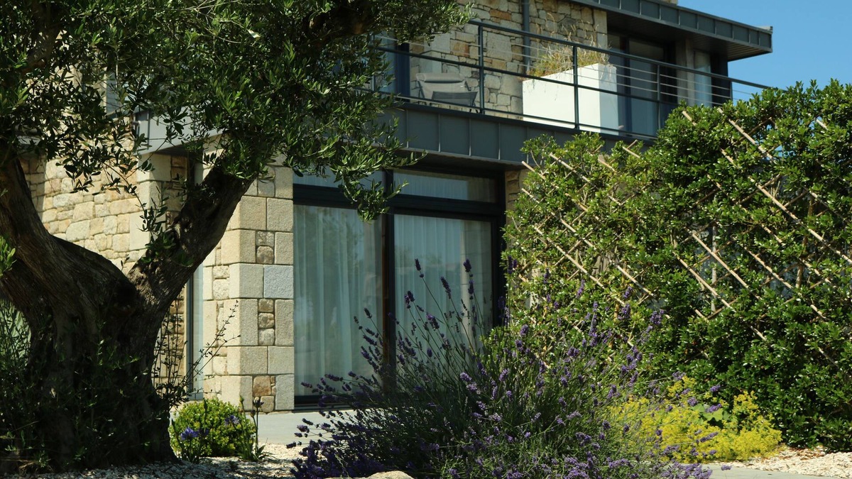 Perros-Guirec House | The farm of our ancestors on the pink granite coast