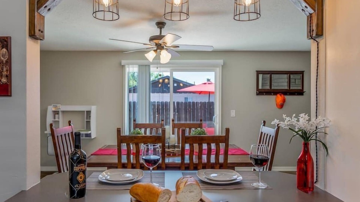 West Bench House | The Farmhouse by Host Boise - Pet Friendly Home and Garage near Fairgrounds