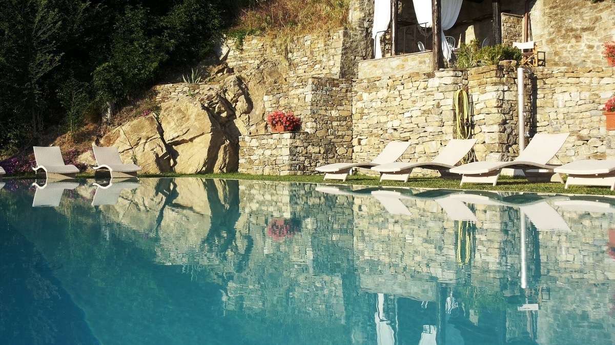 Vaiano Villa | The Farmhouse of Villa Migliorati