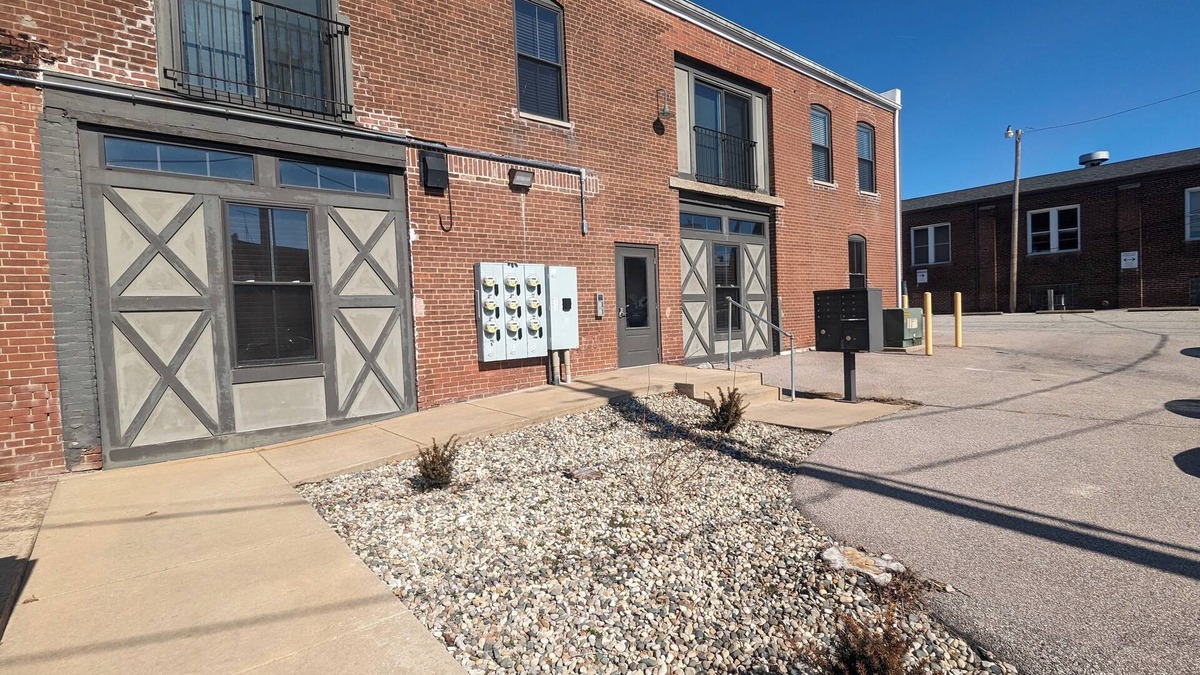 Belleville Apartment | The Feed Mill Lofts - Downtown Belleville's Premier Accommodation