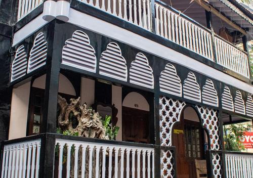 Girgaon House | The Ferreiras