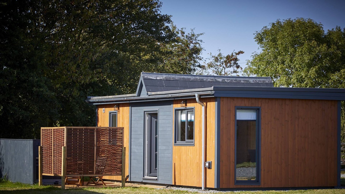 Fitling Cabin | THE FEZ, pet friendly, character holiday cottage in Burton Pidsea