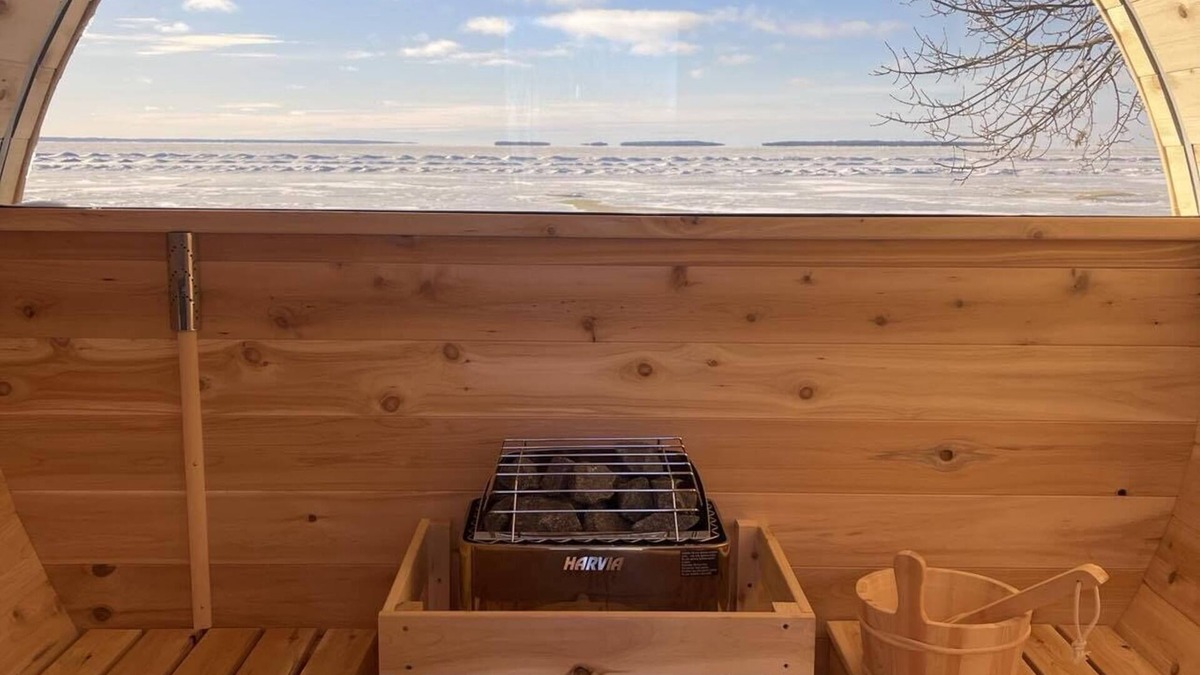 North Bay Cabin | The Finch Beach Resort