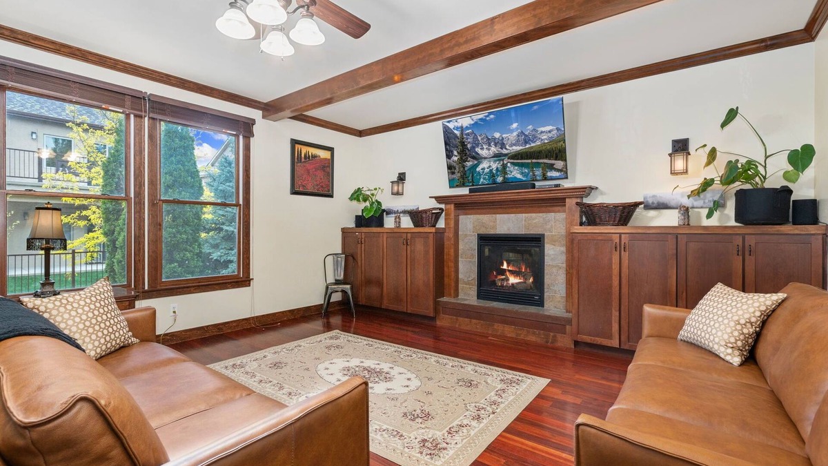 Greeley House | The Fireside Retreat | 6 BD, Sauna, Home Theater