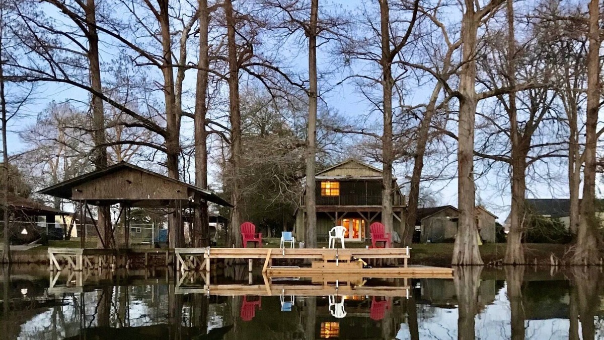 Lake Providence House | The Fish Camp: 4 Bedroom Lake House Sleeps 12 on Lake Providence with Dock