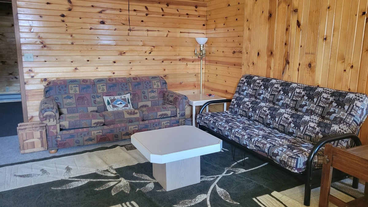 Onamia House | The Fish Nest Chatueau Centrally Located in Onamia ATV/SLED Mille Lacs Lake Fish