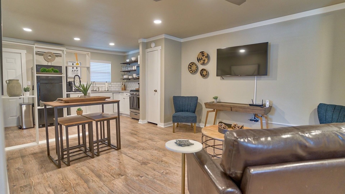 Canyon Apartment | The Flats Apt 16