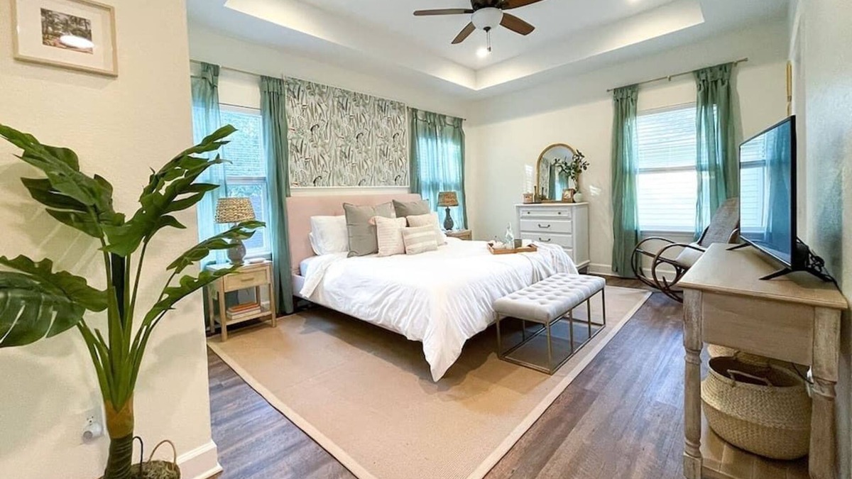 Duckpond House | The Floridian. Newly Built Dreamhome, Central