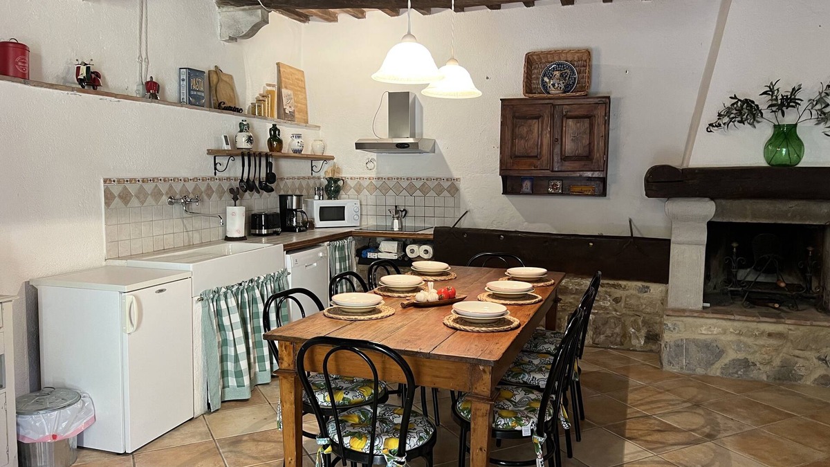 Montieri Apartment | The Flower of Montieri