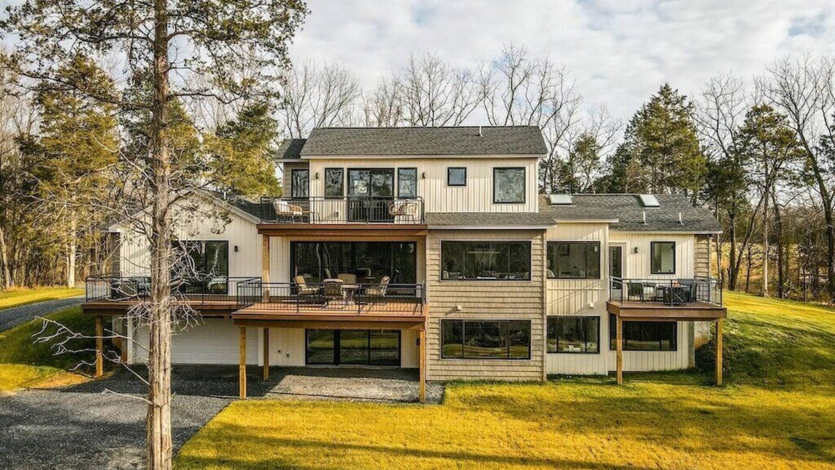 Front Royal House | The Forest Glade House