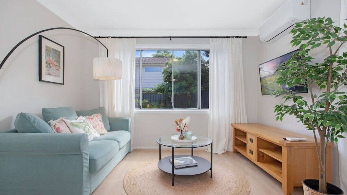 Forestville Apartment | The Forest Nest - private garden studio