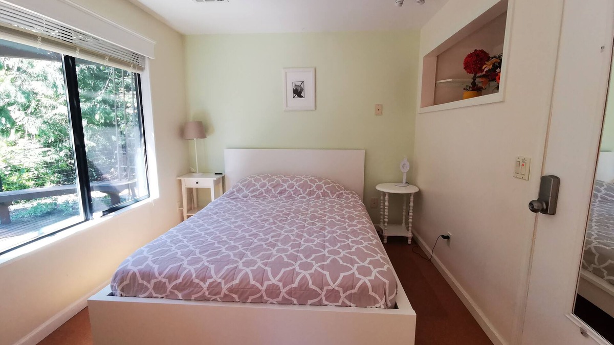 Issaquah Apartment | The Forest Rooms - A Peaceful Oasis close to everything