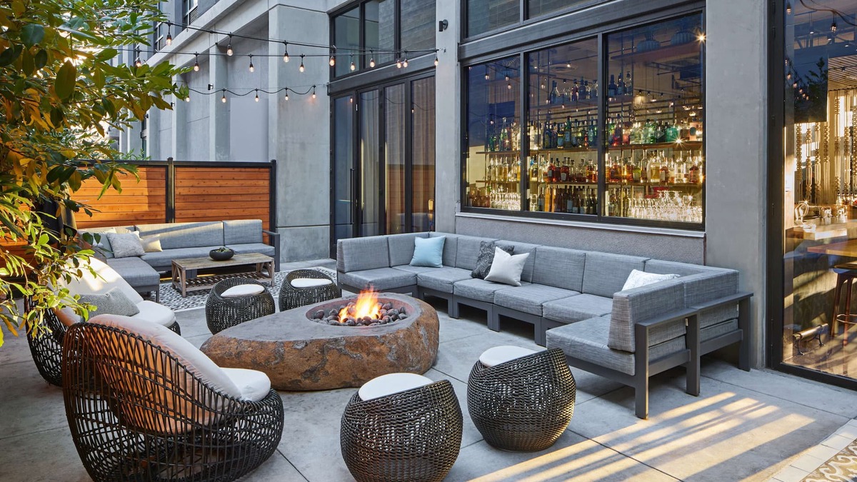 Midtown Sacramento Hotel | The Fort Sutter Sacramento, Tapestry Collection by Hilton