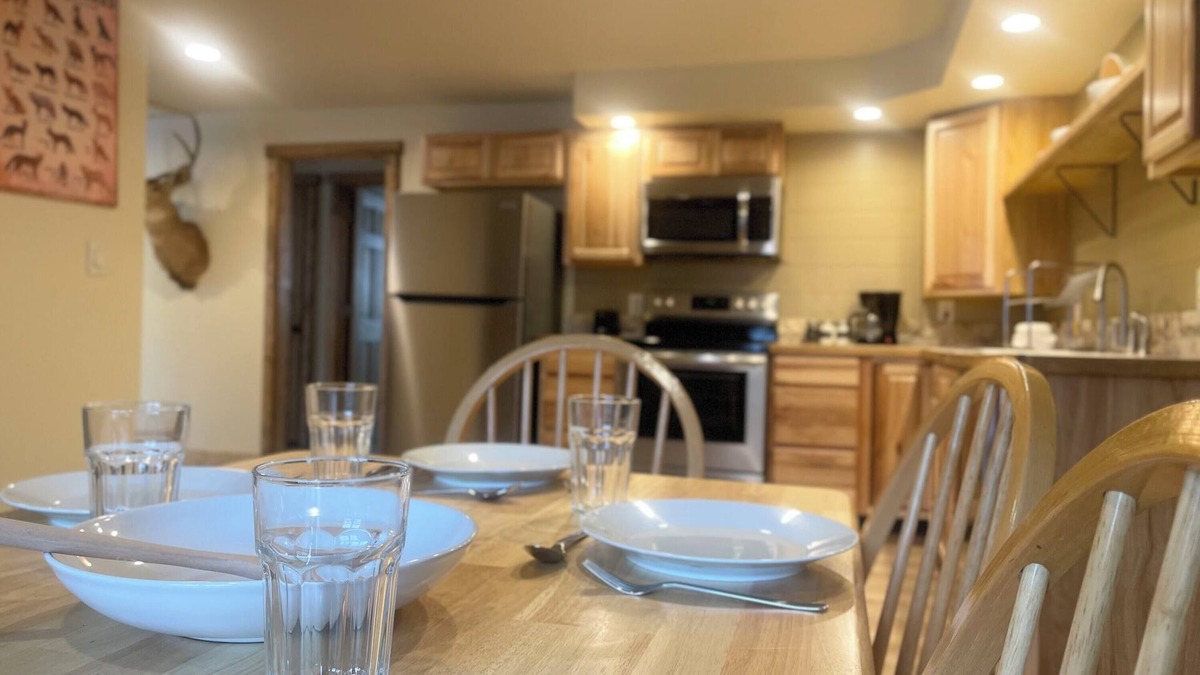Indian River House | The Fox Family Lodge at The Totem Lodges