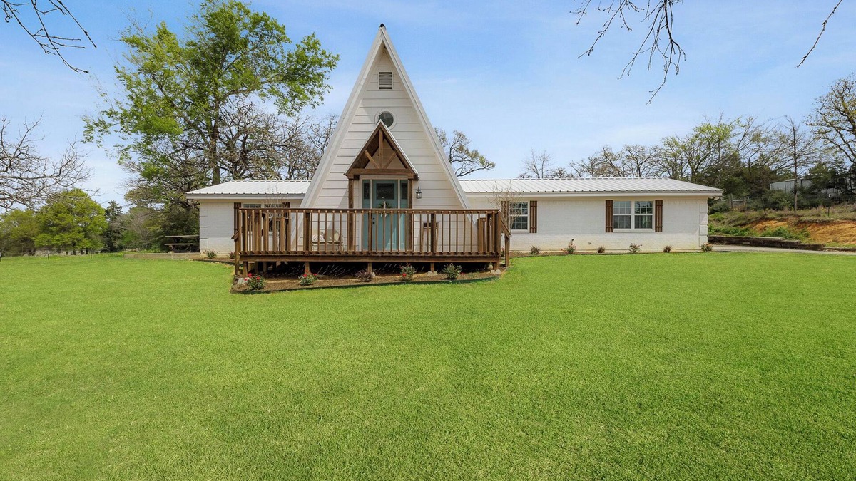 Franklin House | The Franklin A Frame - 0.5 miles from The Ranch!